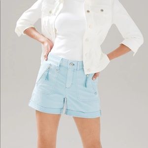 White House Black Market short-Size 8